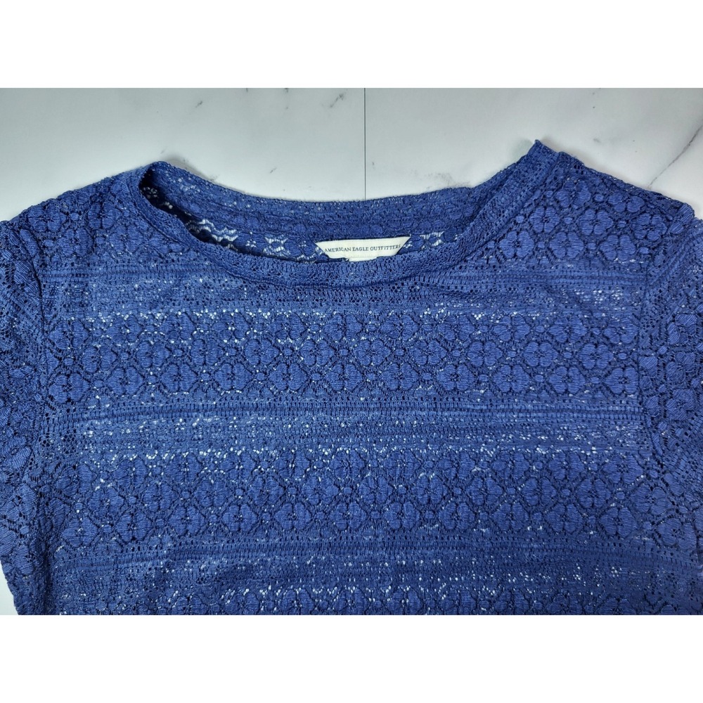 American Eagle Outfitters Womens Navy Blue Floral Lace Short Sleeve Top Size XS - Picture 3 of 9